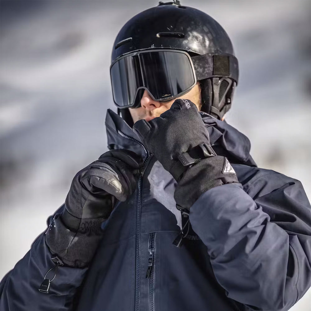 Hestra Powder Gauntlet Ski Gloves #color_black