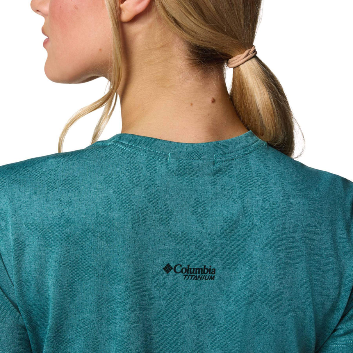 Columbia Women's Bluebird Canyon Technical T-Shirt River Blue Popflorid Jacquard / X-Small-River Blue Popflorid Jacquard / Small-River Blue Popflorid Jacquard / Medium-River Blue Popflorid Jacquard / Large-River Blue Popflorid Jacquard / X-Large #- 53 Degrees North