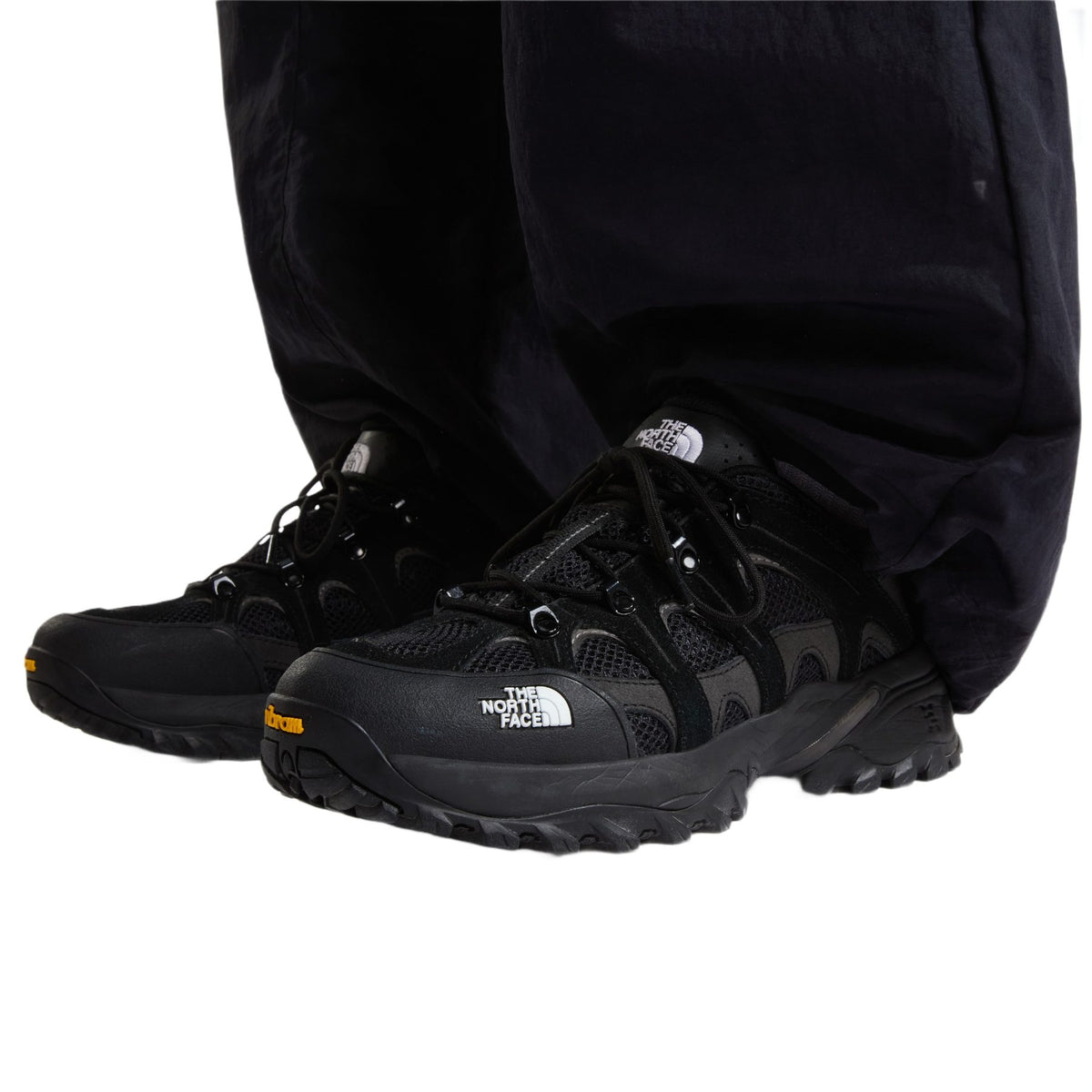The North Face Men's Hedgehog 06 RVST Shoes TNF Black/TNF White / UK 8 - 53 Degrees North