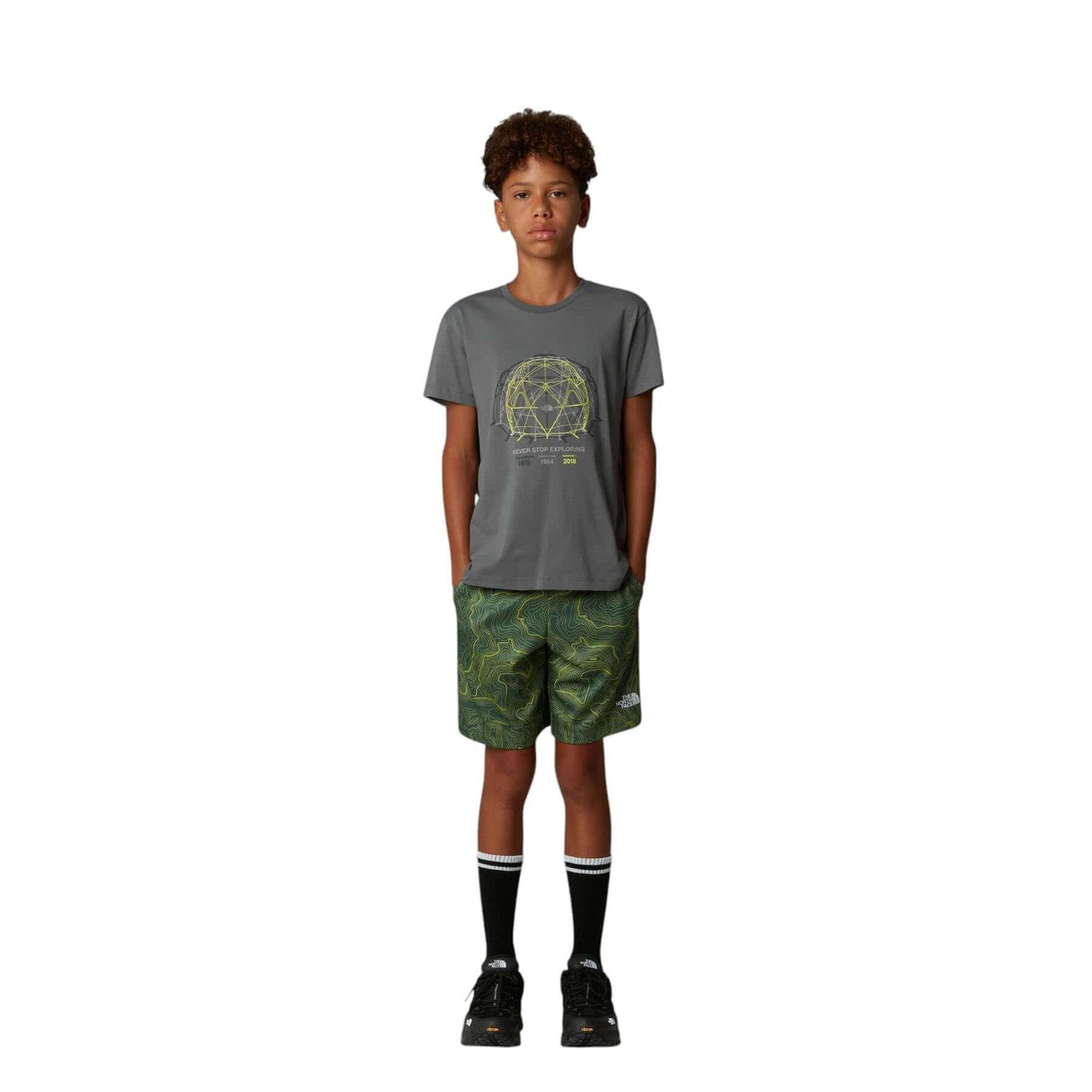 The North Face Boys' Graphic Relaxed T-Shirt TNF Black / Age 7-8-TNF Black / Age 9-10-TNF Black / Age 11-12-TNF Black / Age 14-16-TNF Black / Age 18-20 #- 53 Degrees North