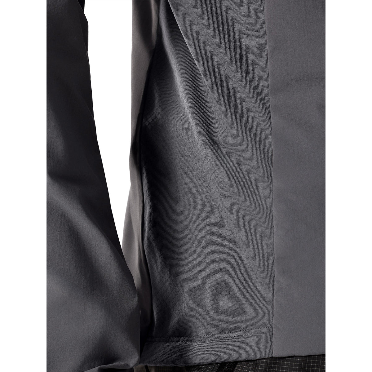 Arc'teryx Men's Atom Super Light Hooded Jacket Cloud / Small - 53 Degrees North