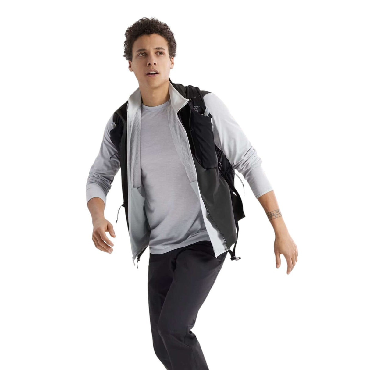 Arc'teryx Men's Atom Vest Black / Small-Black / Medium-Black / Large-Black / X-Large - 53 Degrees North