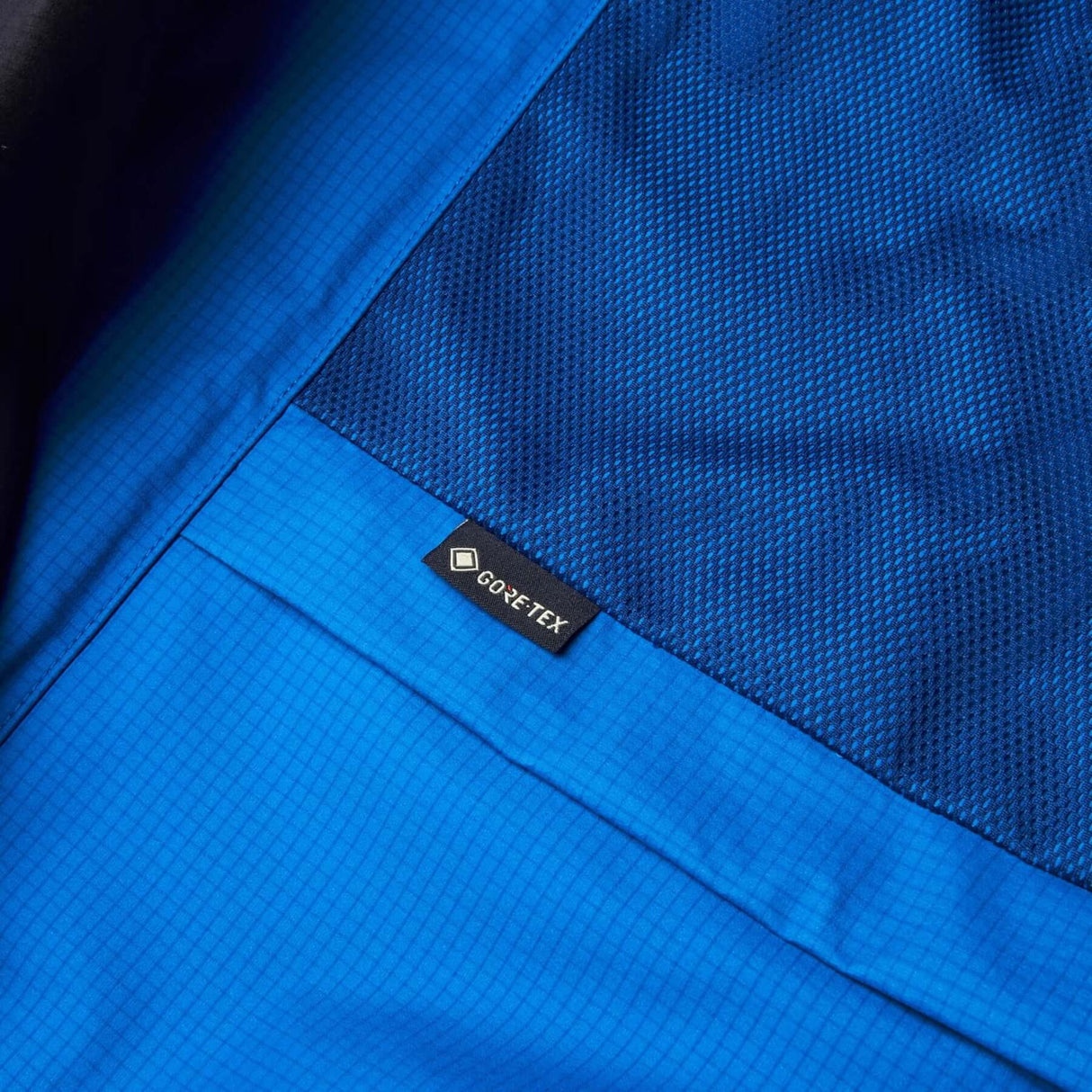 Berghaus Unisex Storm 25 Jacket Black / Small-Black / Medium-Black / Large-Black / X-Large-Black / XX-Large - 53 Degrees North