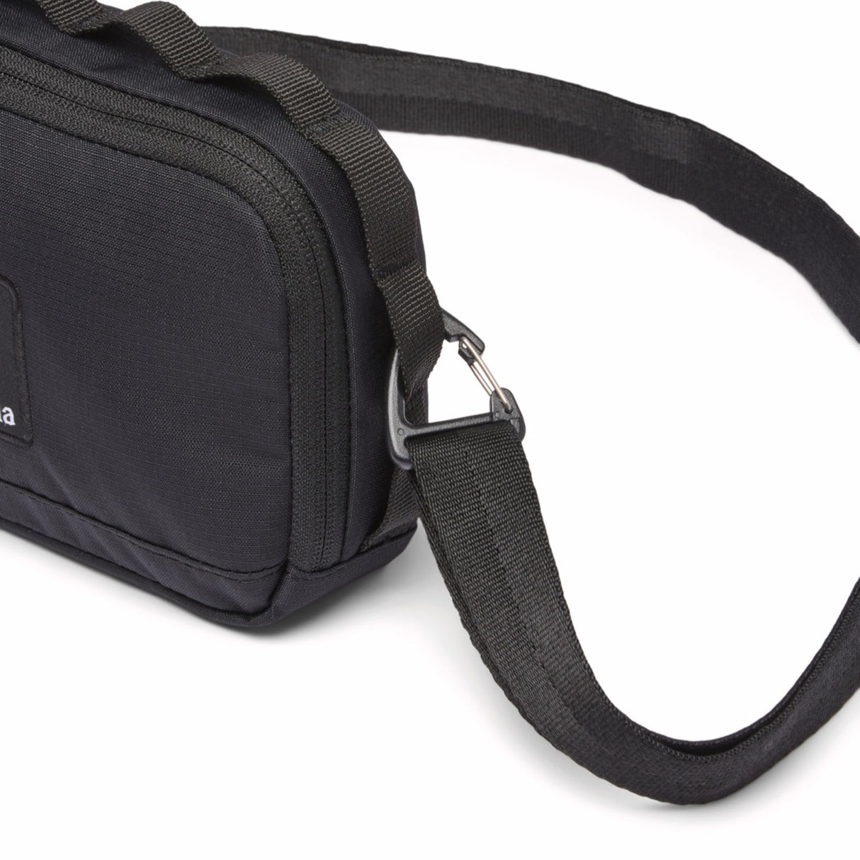 Columbia Trail Traveler Crossbody Bag Black - 53 Degrees North