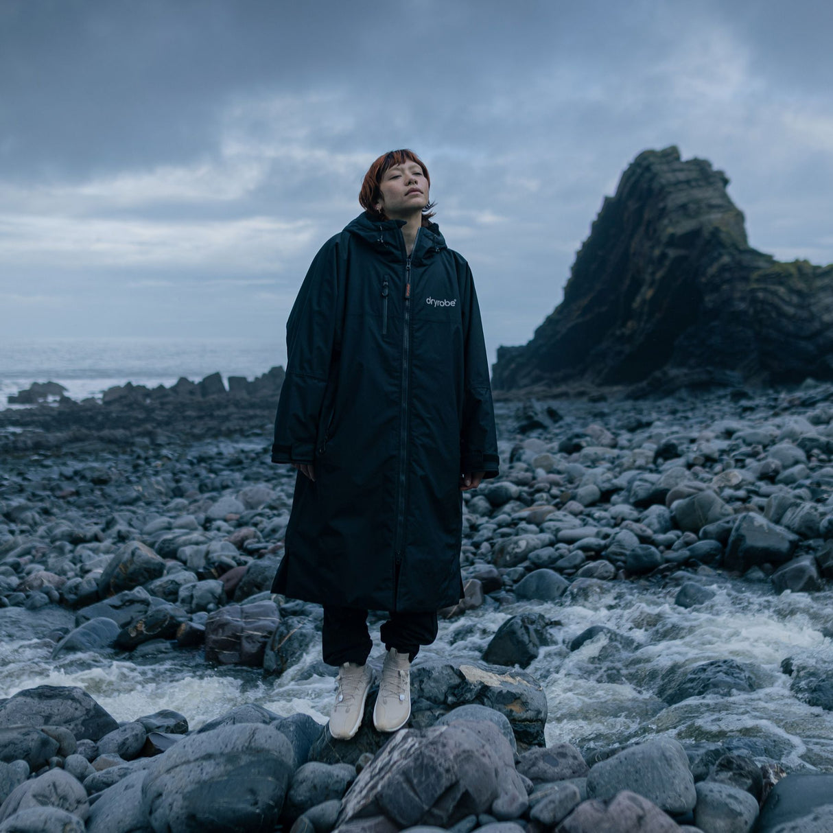 Dryrobe Nexus Changin Robe Black / Small-Black / Medium - 53 Degrees North