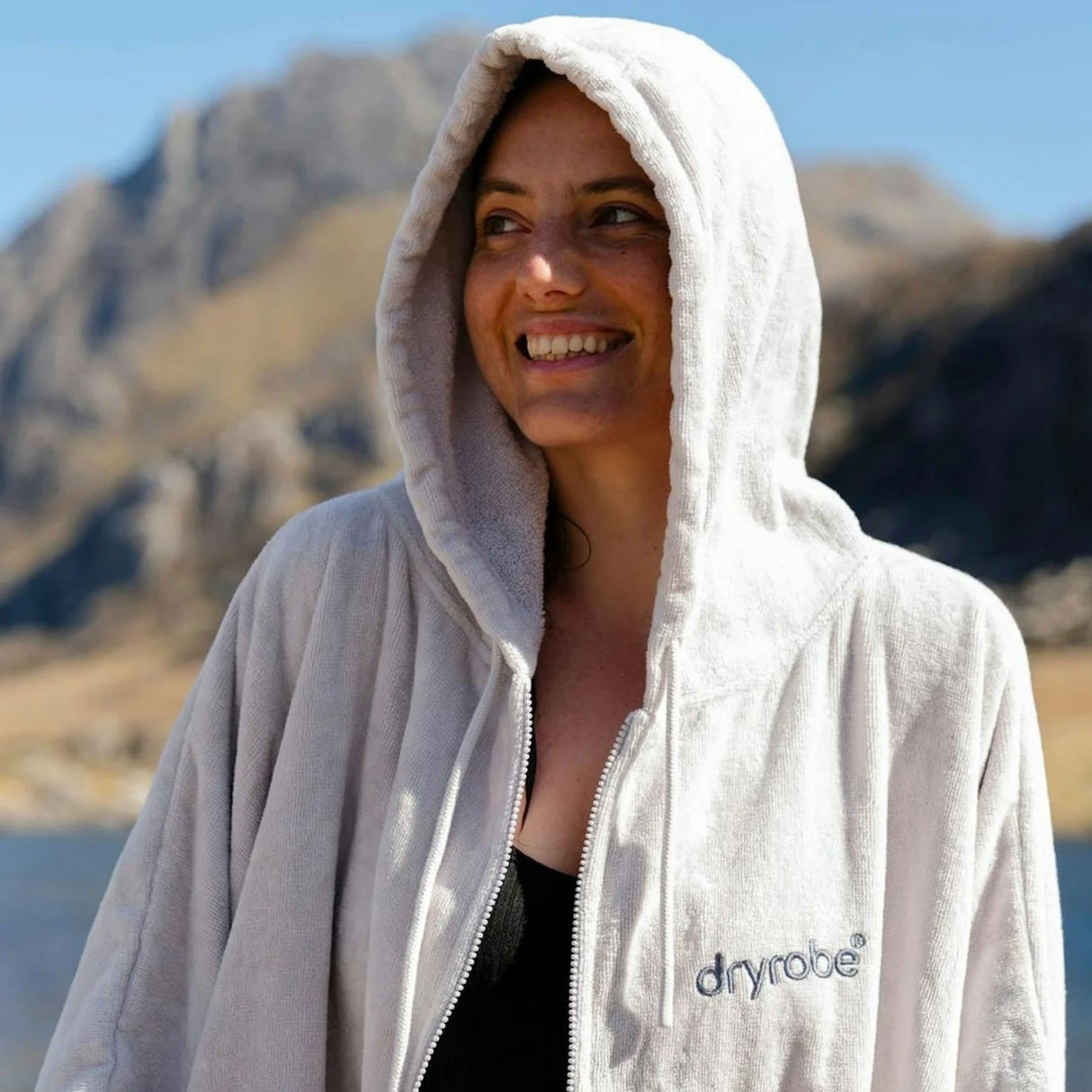 Dryrobe Zip Through Towel Robe Nimbus Cloud / Small-Nimbus Cloud / Medium-Deep Sea Blue / Small-Deep Sea Blue / Medium - 53 Degrees North