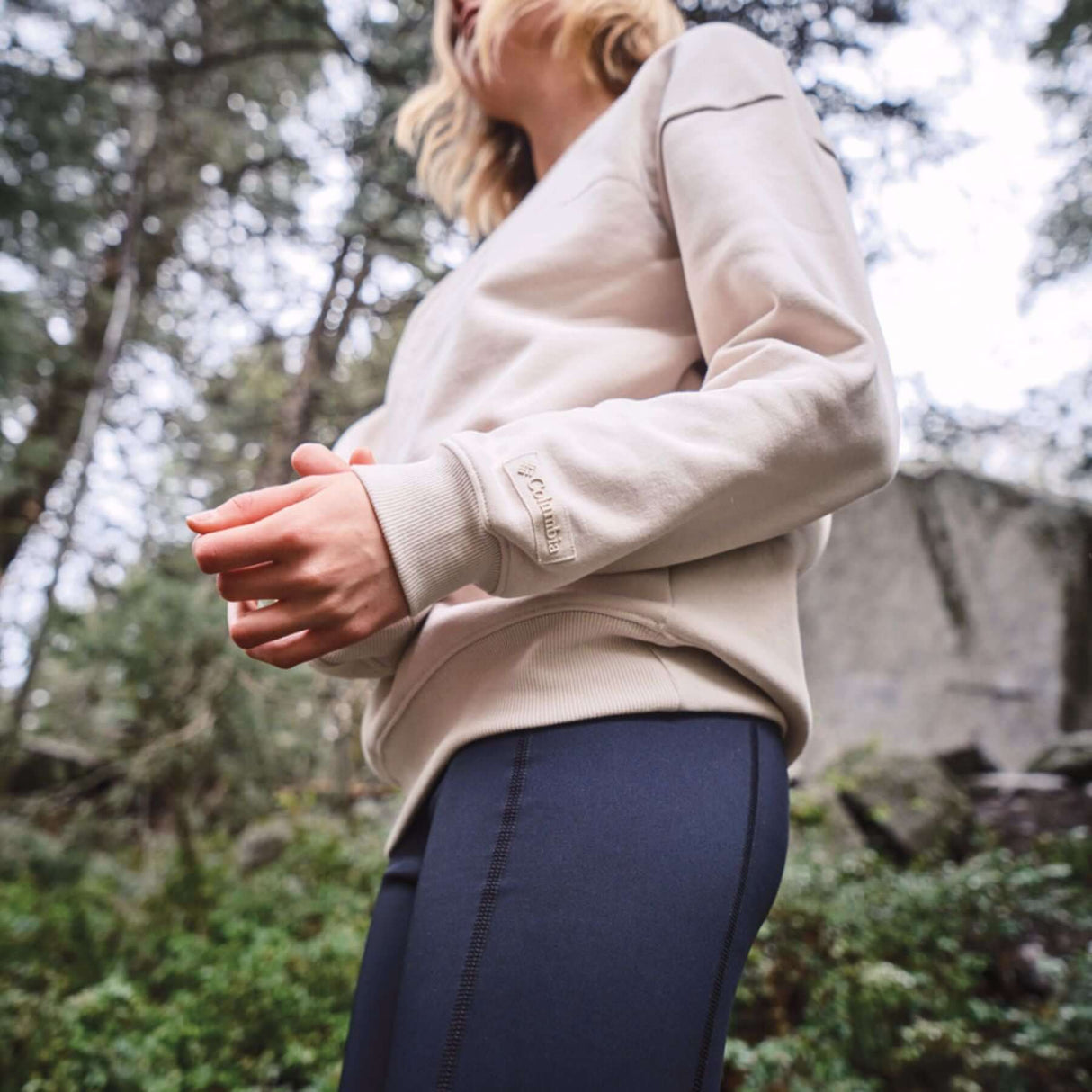 Columbia Women's Meridian Creek Crew Dark Stone/Columbia All Around / X-Small-Dark Stone/Columbia All Around / Small-Dark Stone/Columbia All Around / Medium-Dark Stone/Columbia All Around / Large-Dark Stone/Columbia All Around / X-Large #- 53 Degrees North