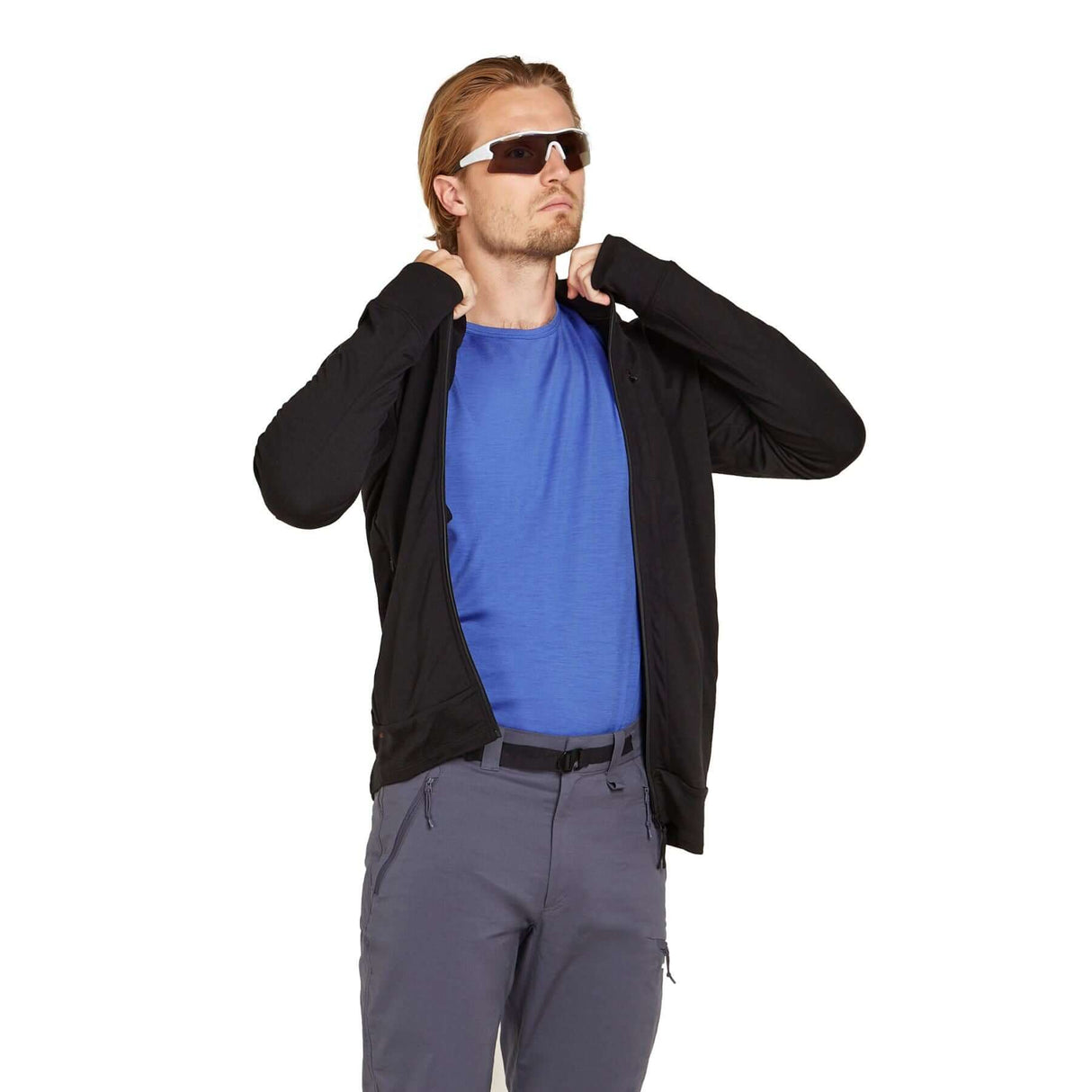 Icebreaker Men's 200 Oasis Long Sleeve Crewe Flagstone / Small-Flagstone / Medium-Flagstone / Large-Flagstone / X-Large-Flagstone / XX-Large - 53 Degrees North