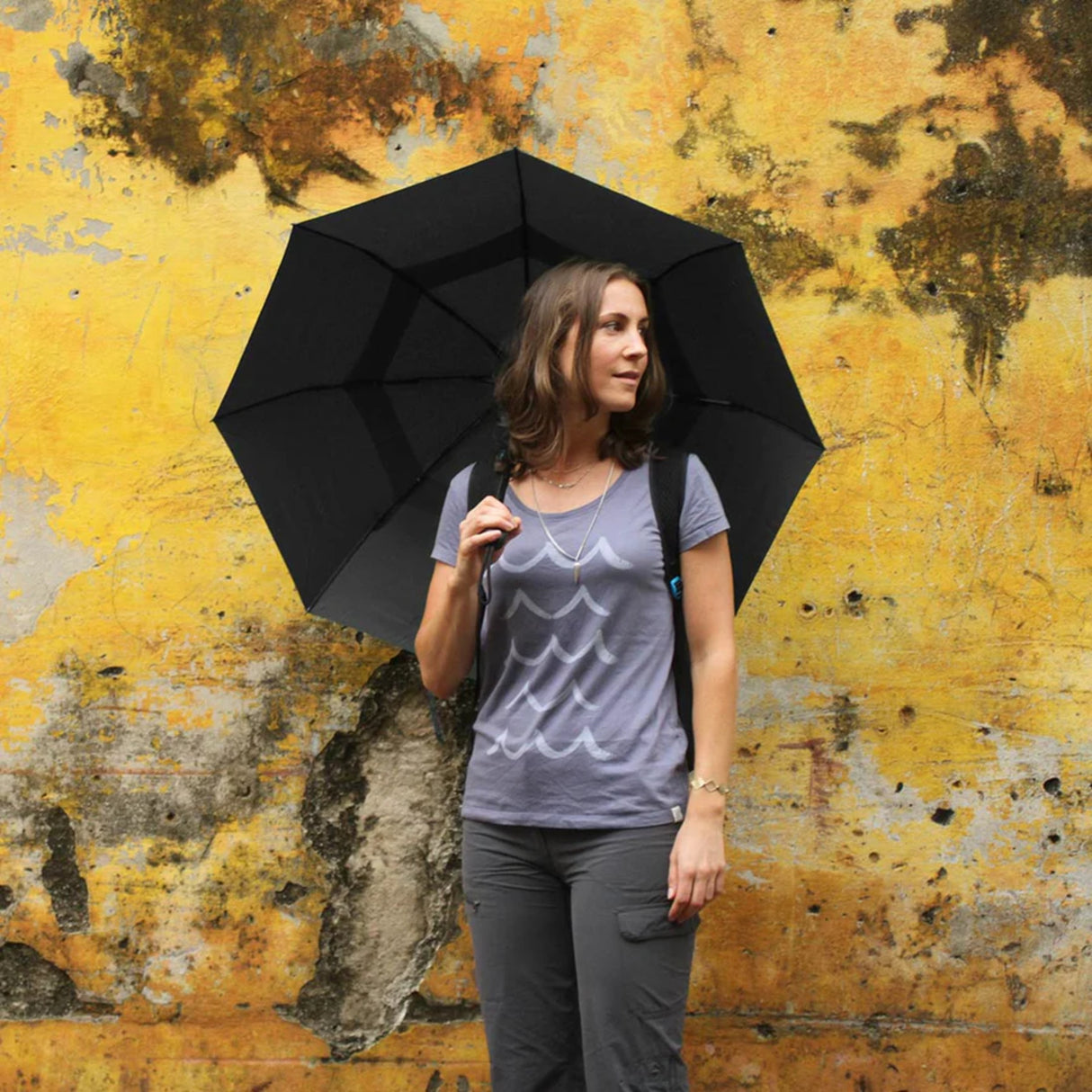 Lifeventure Trek Umbrella Black - 53 Degrees North