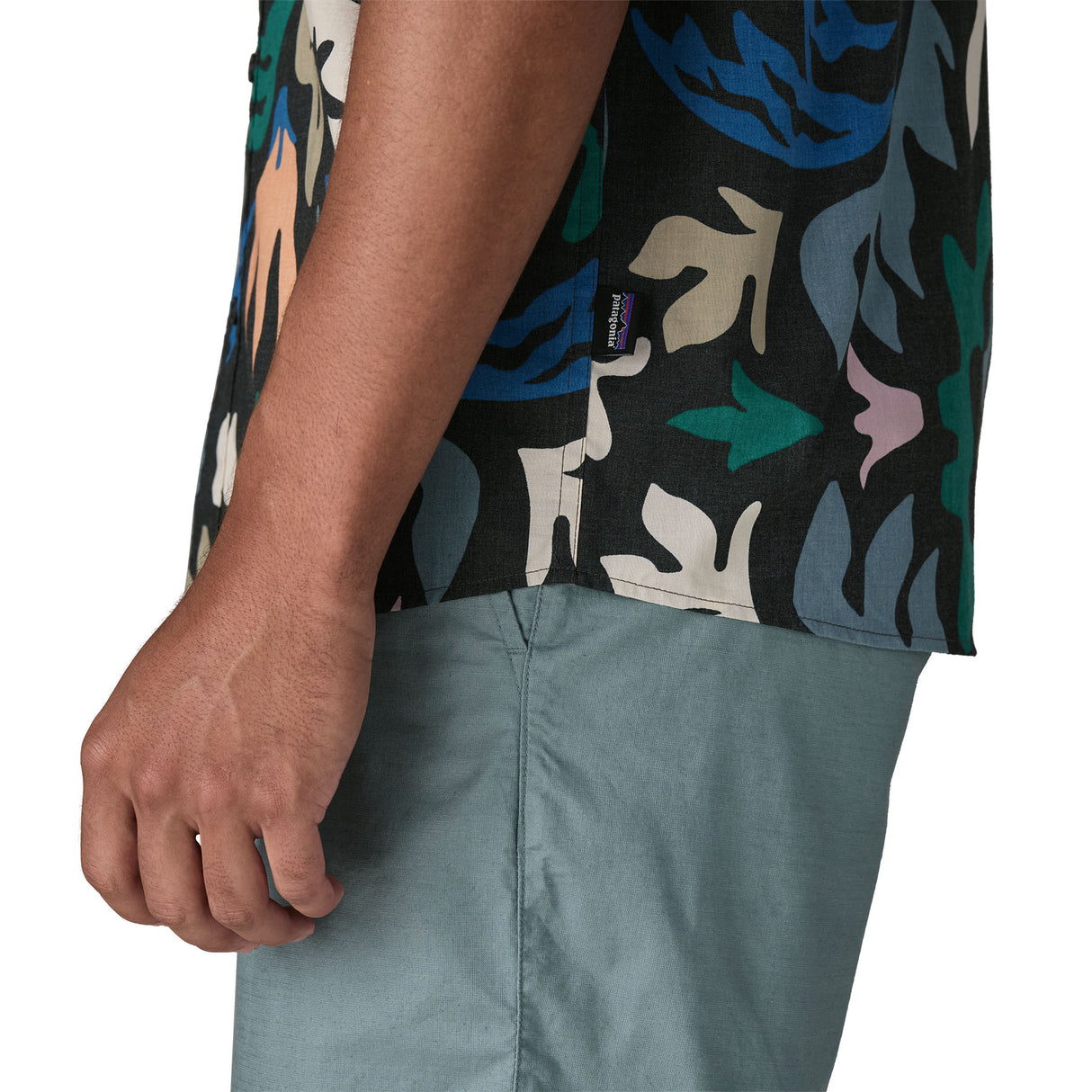 Patagonia Men's Go To Shirt Suns/Blue Sage / Small-Suns/Blue Sage / Medium-Suns/Blue Sage / Large-Suns/Blue Sage / X-Large-Kaleido/Black / Small - 53 Degrees North