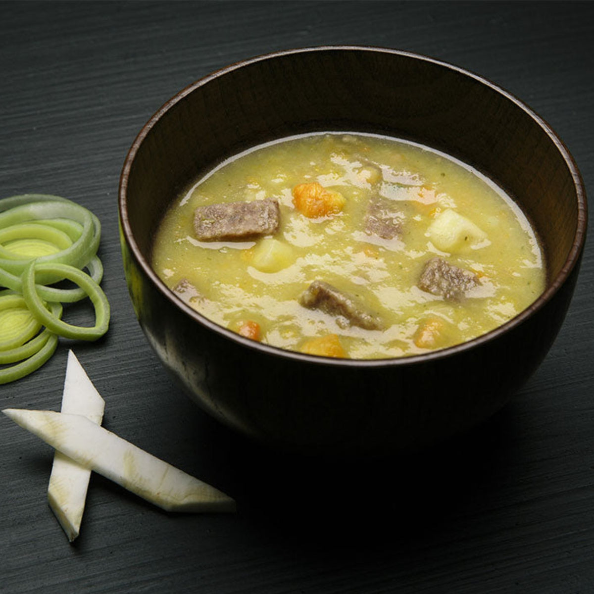 Real Turmat Beef Soup 370g Yellow - 53 Degrees North