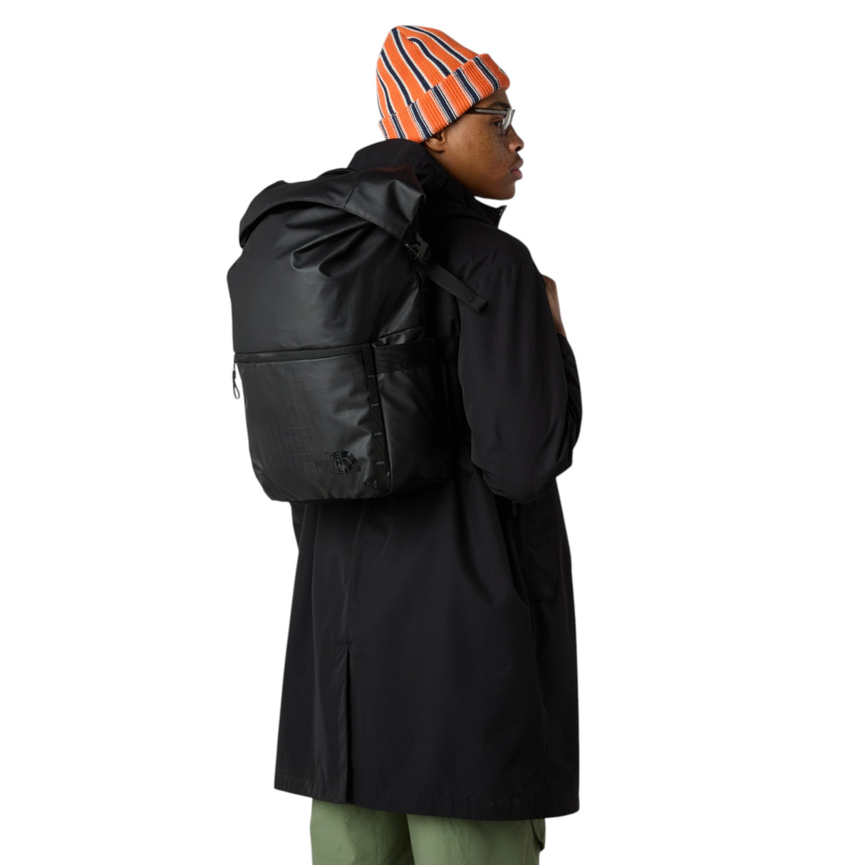 The North Face Base Camp Voyager Rolltop TNF Black/Asphalt Grey - 53 Degrees North