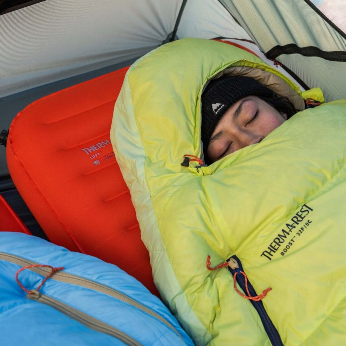 Therm-A-Rest NeoLoft Regular Wide Sleeping Pad Ember - 53 Degrees North