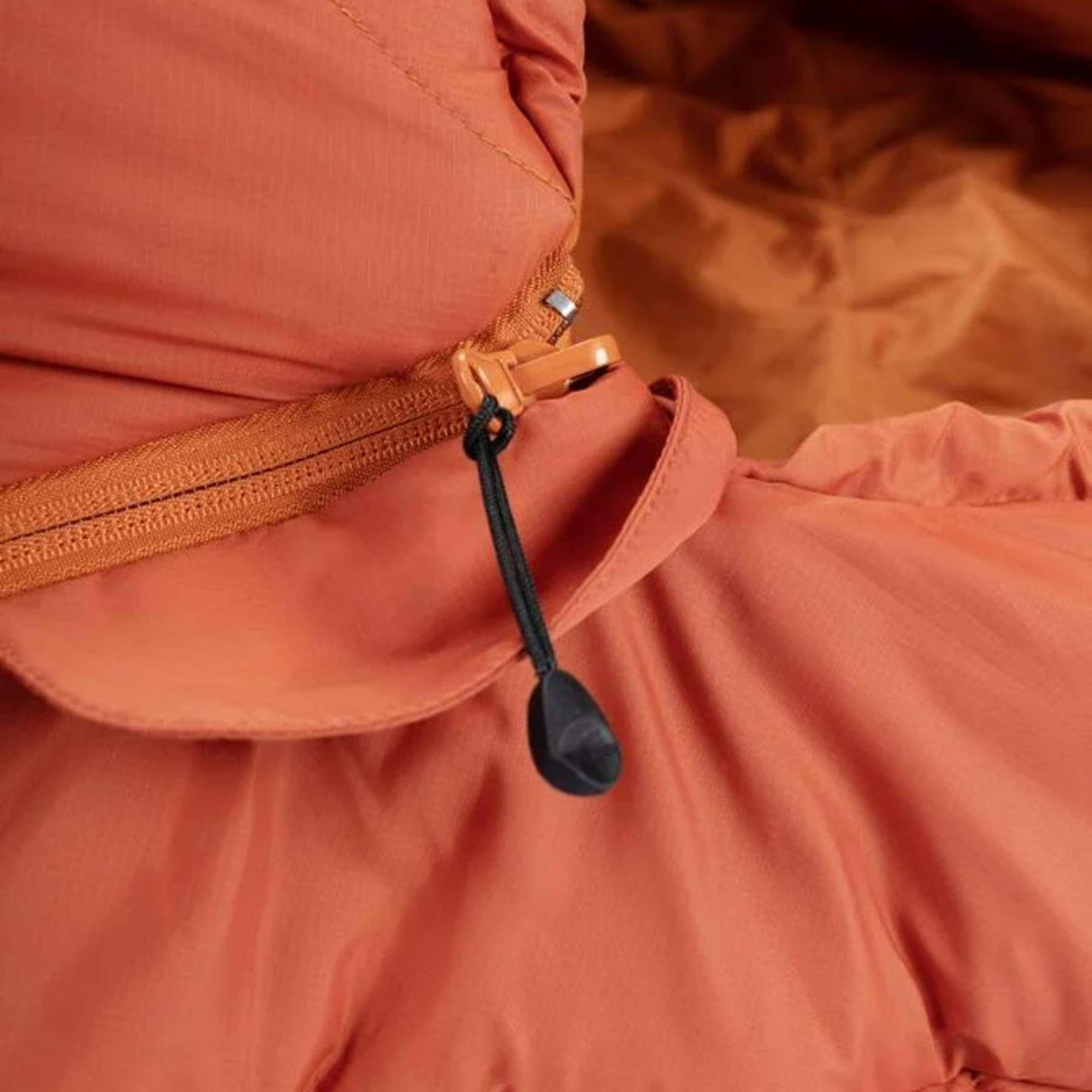 Vango Mantis 400 Sleeping Bag Harissa - 53 Degrees North