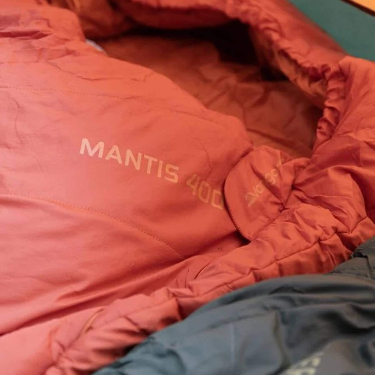 Vango Mantis 400 Sleeping Bag Harissa - 53 Degrees North
