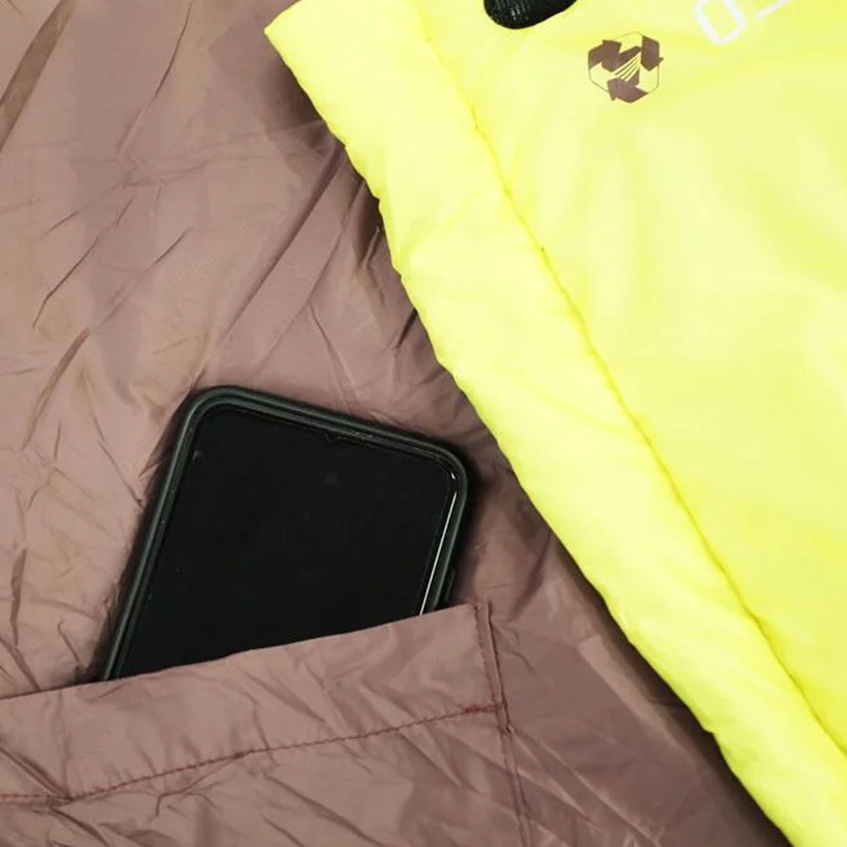 Vango Microlite 50 Blazing Yellow - 53 Degrees North