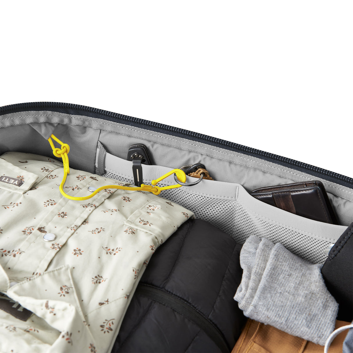 YETI Crossroads Duffel Bag 40L Red Bull Night Sky Navy - 53 Degrees North