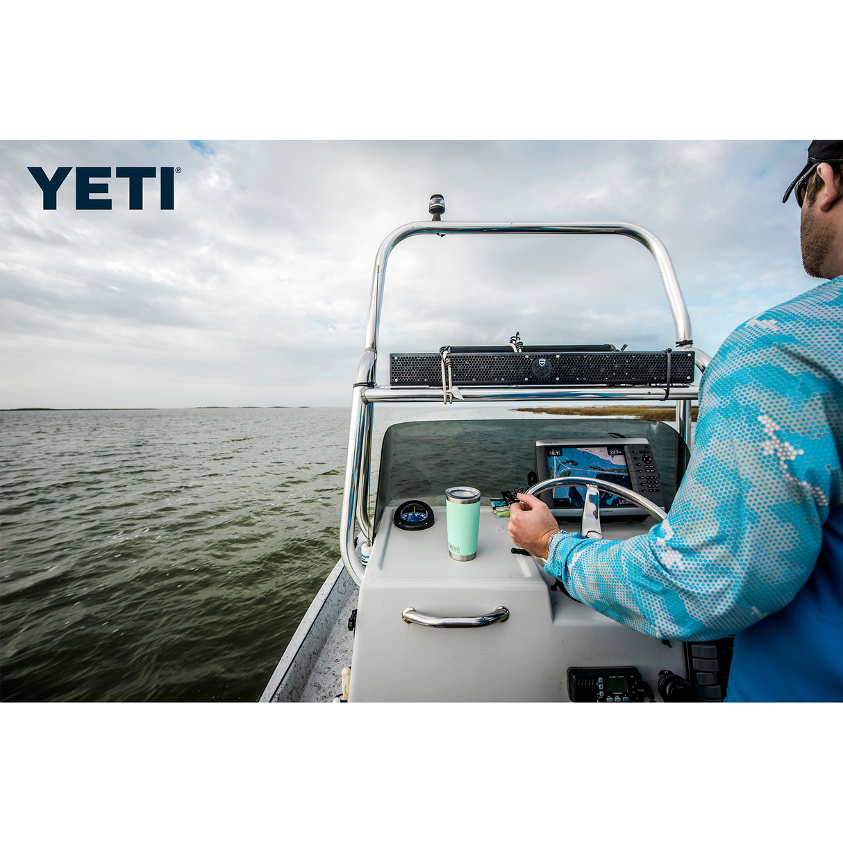 YETI Rambler 20 oz (591 ml) Tumbler Ridgeline-Venom-King Crab Orange-Black-Navy - 53 Degrees North