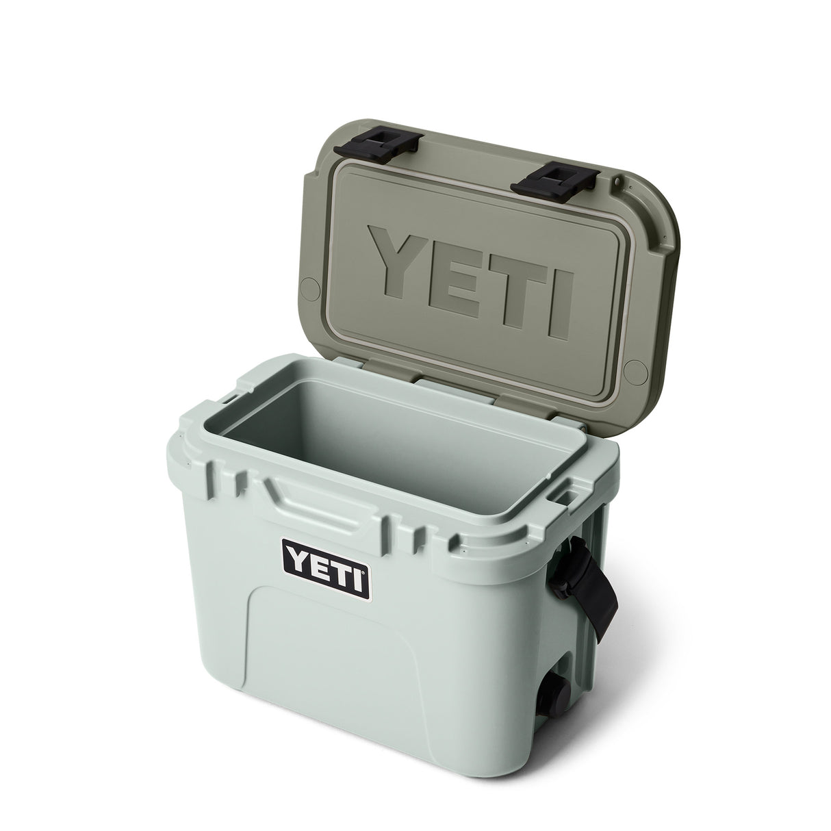 YETI Roadie 15 Hard Cooler Ridgeline-Navy-Rescue Red - 53 Degrees North