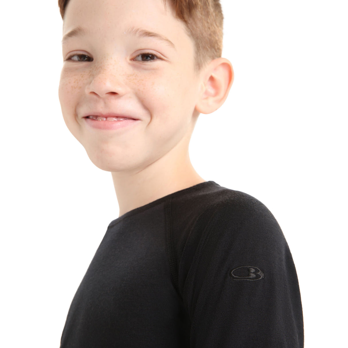 Icebreaker Kids' 200 Oasis Long Sleeve Crewe Black / Age 5-6-Black / Age 7-8-Black / Age 9-10-Black / Age 11-12-Midnight Navy / Age 5-6 - 53 Degrees North