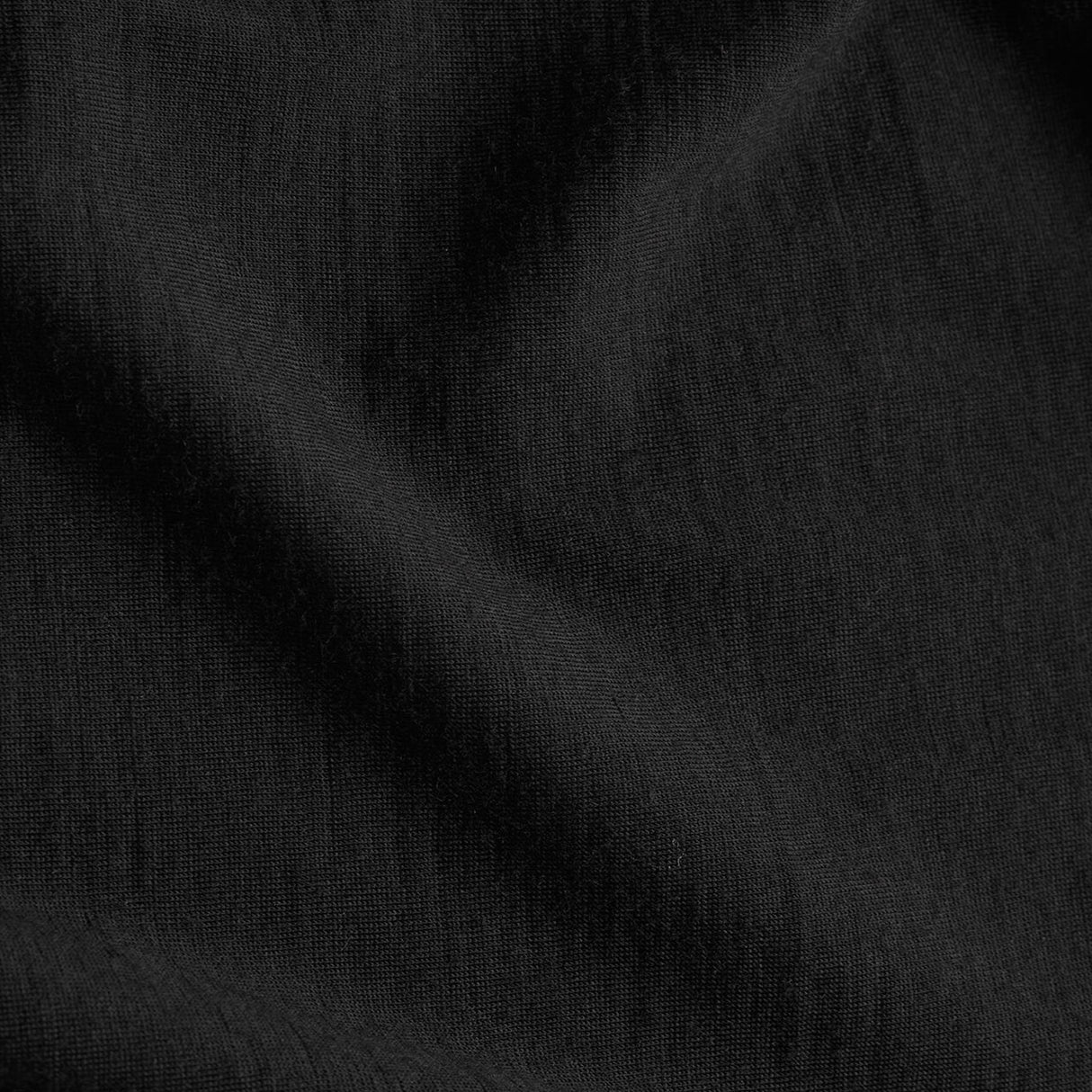 Icebreaker Men's Merino 200 Oasis Crewe Thermal Top Black / Small-Black / Medium-Black / Large-Black / X-Large-Black / XX-Large - 53 Degrees North