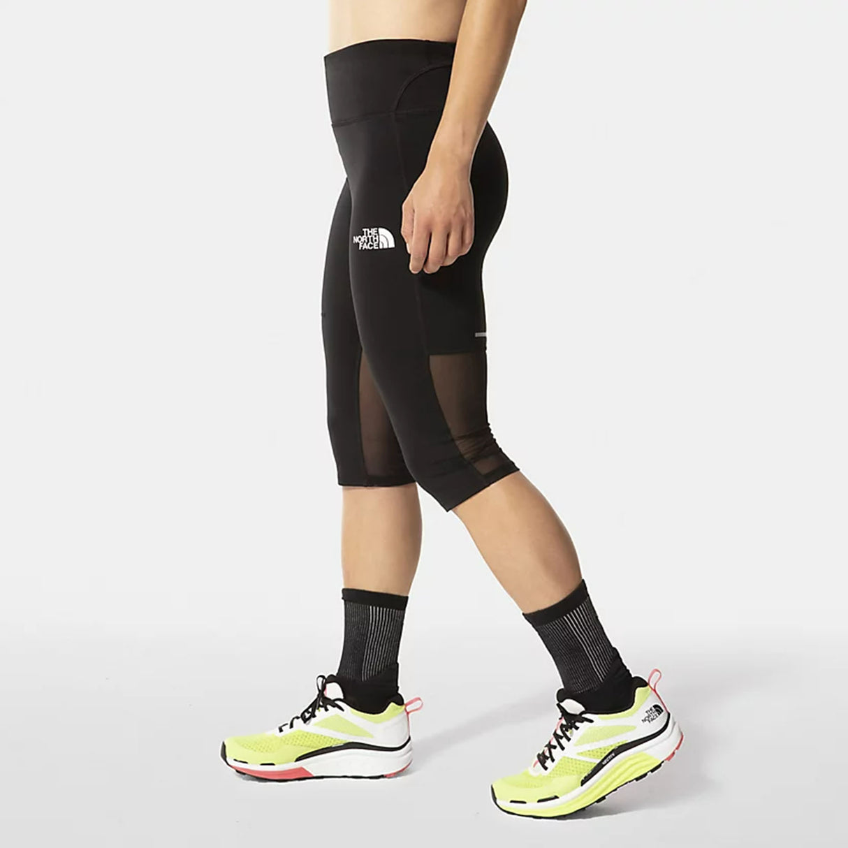 The North Face Women's Movmynt Capri Leggings TNF Black / X-Small-TNF Black / Small-TNF Black / Medium-TNF Black / Large-TNF Black / X-Large - 53 Degrees North