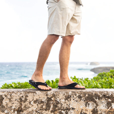 Reef Men's Fanning Flip Flops Black/Silver / 8-Black/Silver / 9-Black/Silver / 10-Black/Silver / 11-Black/Silver / 12 #- 53 Degrees North 