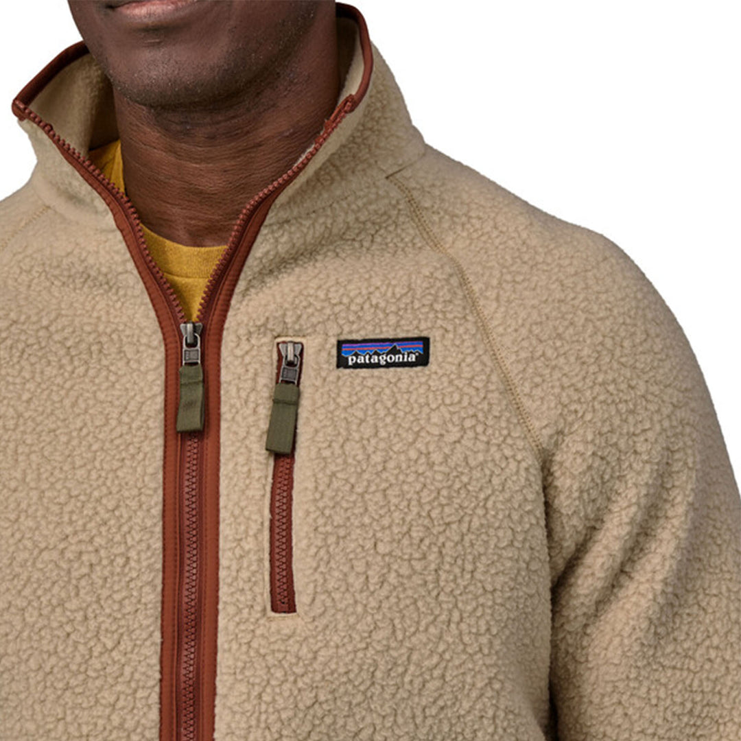 Patagonia Men's Retro Pile Jacket #color_el-cap-khaki-with-sisu-brown