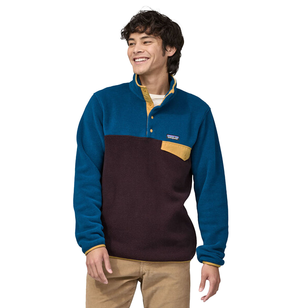 Patagonia Men's Lightweight Synch Snap-T Pullover #color_obsidian-plum