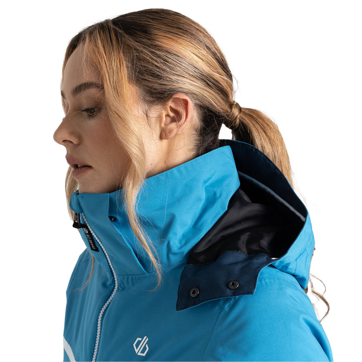 Women's Carving Ski Jacket #color_swedish-blue