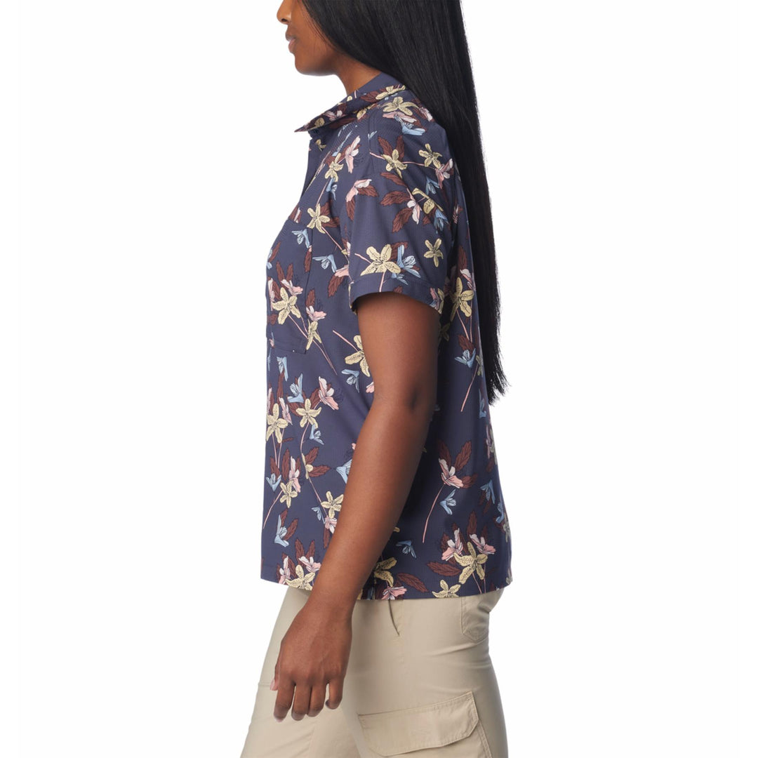 Columbia Women's Silver Ridge Utility Short Sleeve Shirt #color_octurnal-tiger-lilies