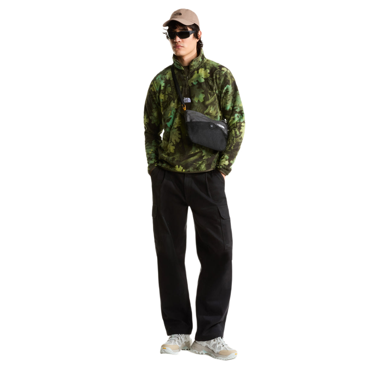 The North Face Men's Novelty Logo Glacier Printed 1/4-Zip Fleece New Taupe Green Yosemite / X Small - 53 Degrees North