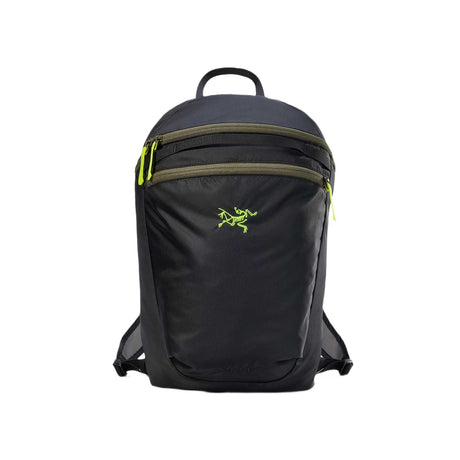 Arc'teryx Heliad 15 Hiking Daypack Spotlight - 53 Degrees North 