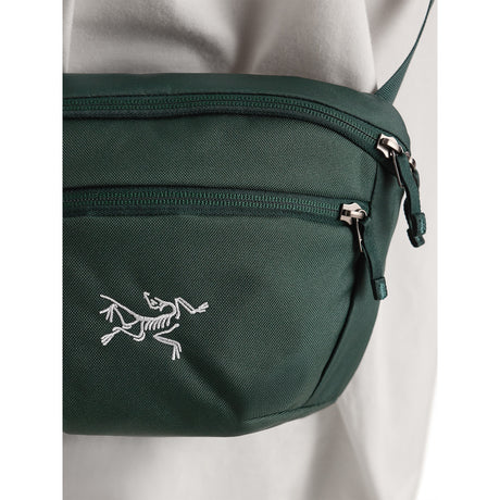 Arc'teryx Mantis 2 Waist Pack 24K Black - 53 Degrees North