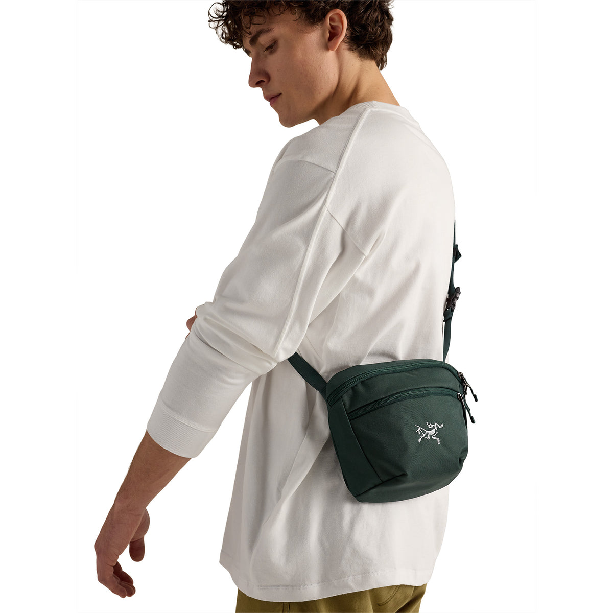 Arc'teryx Mantis 2 Waist Pack 24K Black - 53 Degrees North