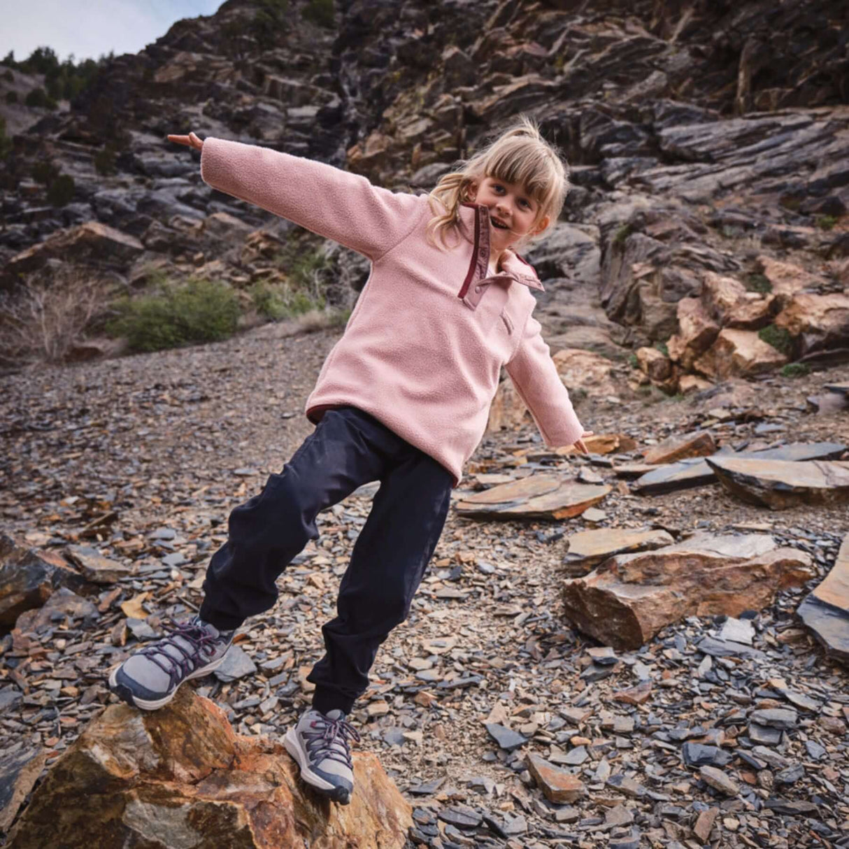 Columbia Kids' Helvetia II Half Snap Fleece Stormwatch/Lavender Pearl / Age 4-5-Stormwatch/Lavender Pearl / Age 6-7-Stormwatch/Lavender Pearl / Age 8-9-Stormwatch/Lavender Pearl / Age 10-12-Stormwatch/Lavender Pearl / Age 14-16 - 53 Degrees North 