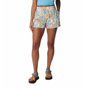 Columbia Women's Boundless Trek Active Cargo Shorts Dark Stone Epicamp / X-Small / 5 Inch-Dark Stone Epicamp / Small / 5 Inch-Dark Stone Epicamp / Medium / 5 Inch-Dark Stone Epicamp / Large / 5 Inch-Dark Stone Epicamp / X-Large / 5 Inch - 53 Degrees North 