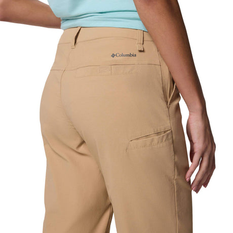 Columbia Women's Leslie Falls Capri Trousers Canoe / X-Small-Canoe / Small-Canoe / Medium-Canoe / Large-Canoe / X-Large - 53 Degrees North 