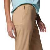 Columbia Women's Leslie Falls Capri Trousers Canoe / X-Small-Canoe / Small-Canoe / Medium-Canoe / Large-Canoe / X-Large - 53 Degrees North 
