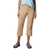Columbia Women's Leslie Falls Capri Trousers Canoe / X-Small-Canoe / Small-Canoe / Medium-Canoe / Large-Canoe / X-Large - 53 Degrees North 