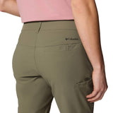 Columbia Women's Leslie Falls Capri Trousers Canoe / X-Small-Canoe / Small-Canoe / Medium-Canoe / Large-Canoe / X-Large - 53 Degrees North 
