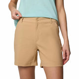 Columbia Women's Leslie Falls II Skort Canoe / X-Small-Canoe / Small-Canoe / Medium-Canoe / Large-Canoe / X-Large - 53 Degrees North 