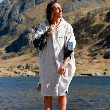 Dryrobe Zip Through Towel Robe Nimbus Cloud / Small-Nimbus Cloud / Medium-Deep Sea Blue / Small-Deep Sea Blue / Medium - 53 Degrees North 