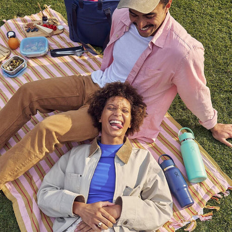 Hydro Flask 32 oz (946 ml) Wide Mouth with Flex Straw Cap Insulated Bottle Mermaid Green-Harbor Blue-Popstar Pink-Beachplum - 53 Degrees North 