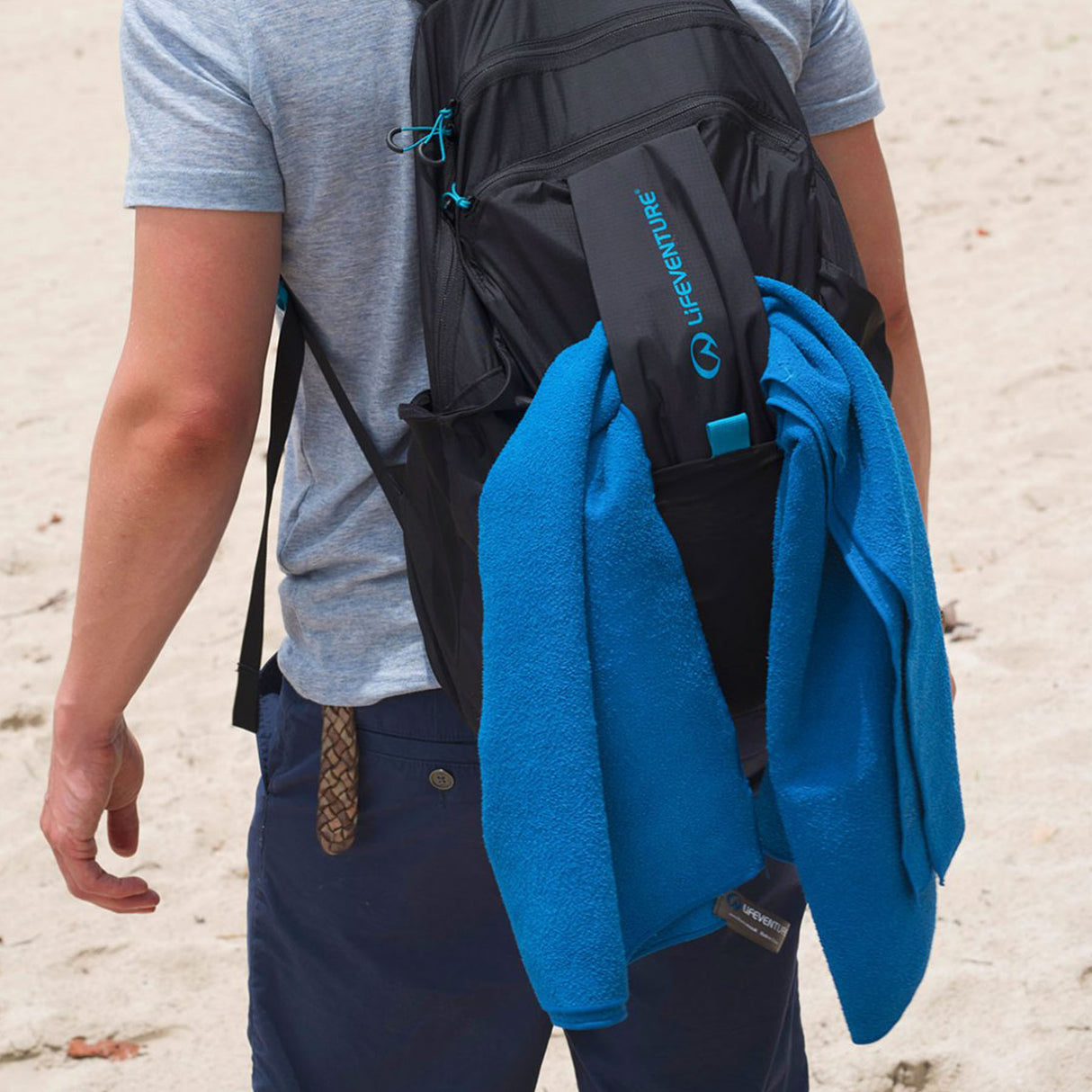 Lifeventure MicroFibre Trek Towel Blue / Large-Blue / Extra Large-Blue / Giant - 53 Degrees North 
