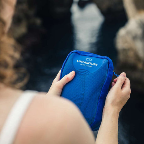 Lifeventure MicroFibre Trek Towel Blue / Large-Blue / Extra Large-Blue / Giant - 53 Degrees North 