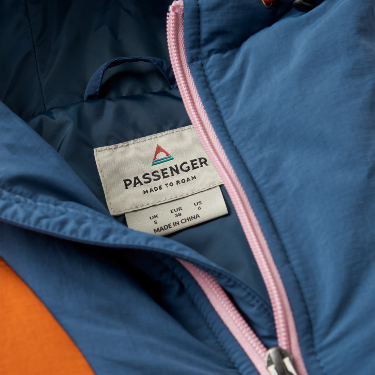 Passenger Women's Ocean 2.0 Recycled Insulated Half Zip Jacket Dark Denim/Sunset Orange / X-Small-Dark Denim/Sunset Orange / Small-Dark Denim/Sunset Orange / Medium-Dark Denim/Sunset Orange / Large-Dark Denim/Sunset Orange / X-Large #- 53 Degrees North 