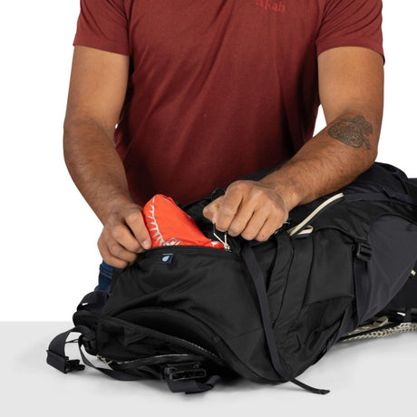 Osprey Stratos 36 Hiking Backpack Raven Black - 53 Degrees North 