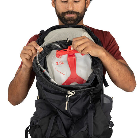 Osprey Stratos 36 Hiking Backpack Raven Black - 53 Degrees North 