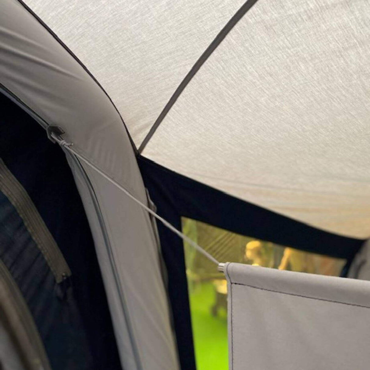 Outwell Movie Screen Black + Grey - 53 Degrees North 